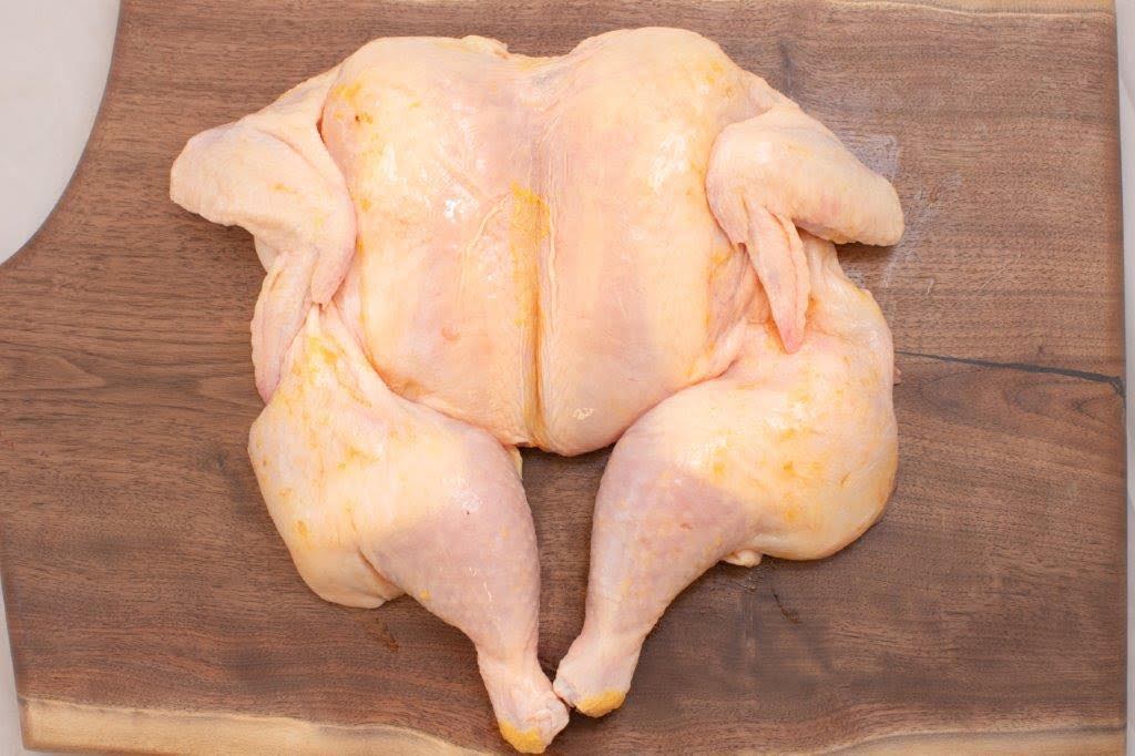 Organic Whole Chicken (Backbone removed)